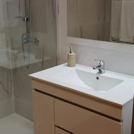 ファームステイ Quinta Da Azenha Forjãis