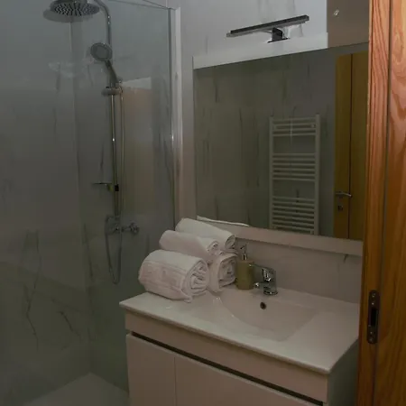 Quinta Da Azenha Forjãis